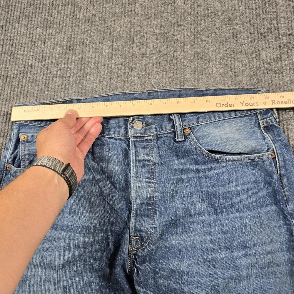Levis 501 Jeans Mens 38x30 Blue Medium Wash‎ Straight Leg Button Fly Faded 36x28